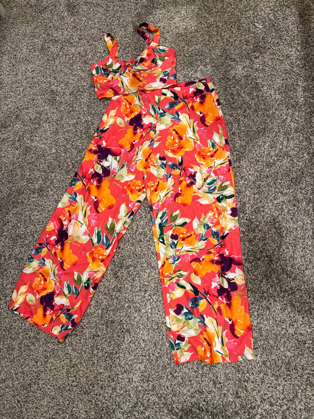 Guess 2 piece floral set